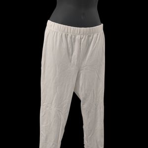 Romans white stretchy pants